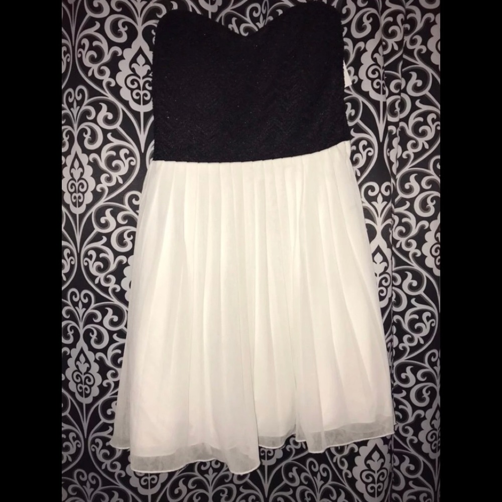 Black and white glitter dress